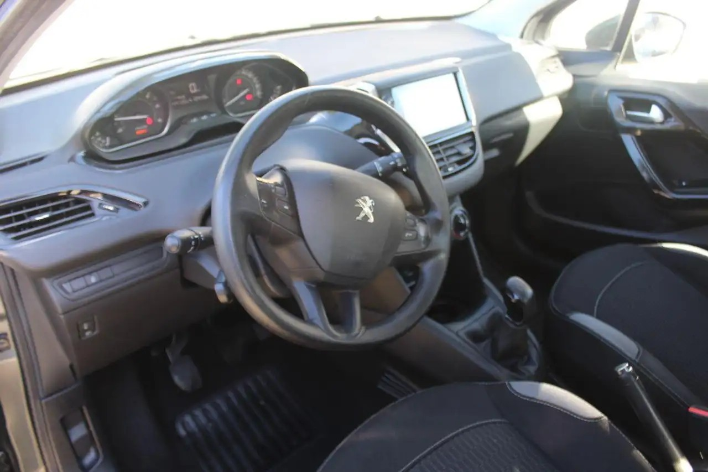 Peugeot 208 BlueHDi 75 5p. Allure - immagine 5