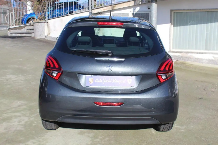 Peugeot 208 BlueHDi 75 5p. Allure - immagine 9