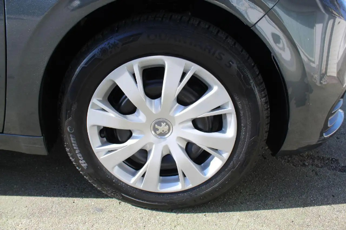 Peugeot 208 BlueHDi 75 5p. Allure - immagine 11