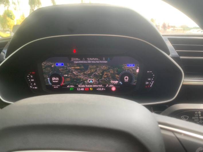 "disponibile" Audi Q3 Sprtback SLine 2.0 Tdi 150 CV - immagine 19