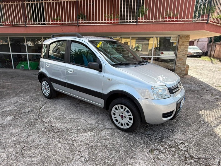 Fiat Panda climbing 1.2 naturalpower - immagine 8