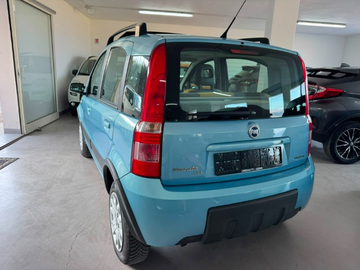 Panda 1.2 Climbing 4x4 Tetto Panoramico KM 48.000!!! - immagine 5