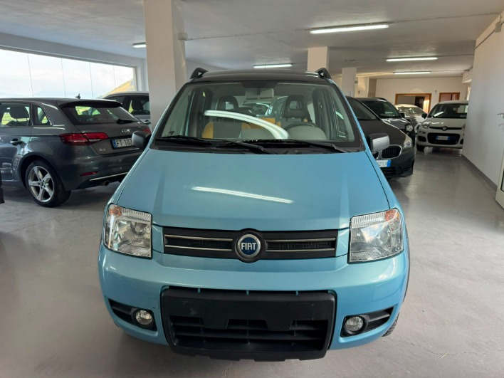 Panda 1.2 Climbing 4x4 Tetto Panoramico KM 48.000!!! - immagine 1