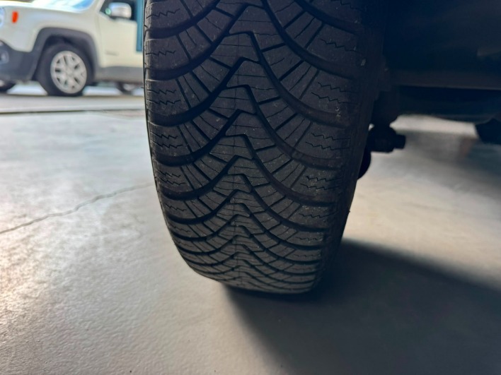 Panda 1.2 Climbing 4x4 Tetto Panoramico KM 48.000!!! - immagine 7