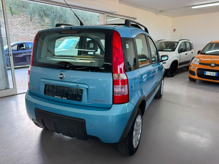 Panda 1.2 Climbing 4x4 Tetto Panoramico KM 48.000!!! - immagine 4