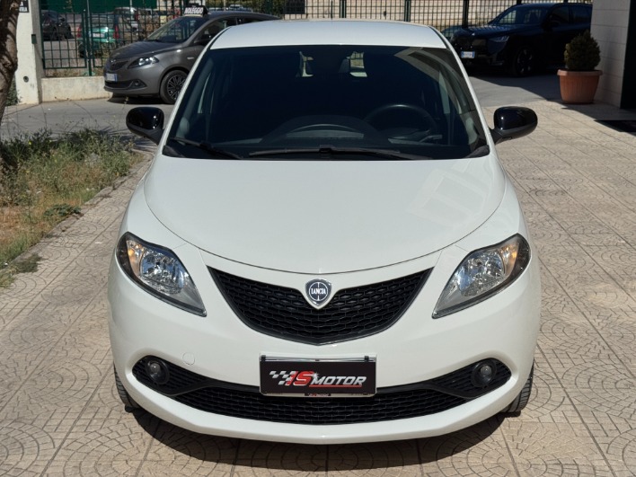 LANCIA YPSILON 1.2 GOLD ECOCHIC GPL 69cv my19 - immagine 1
