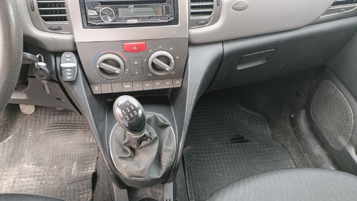 LANCIA YPSILON 1.2 ARGENTO - immagine 10