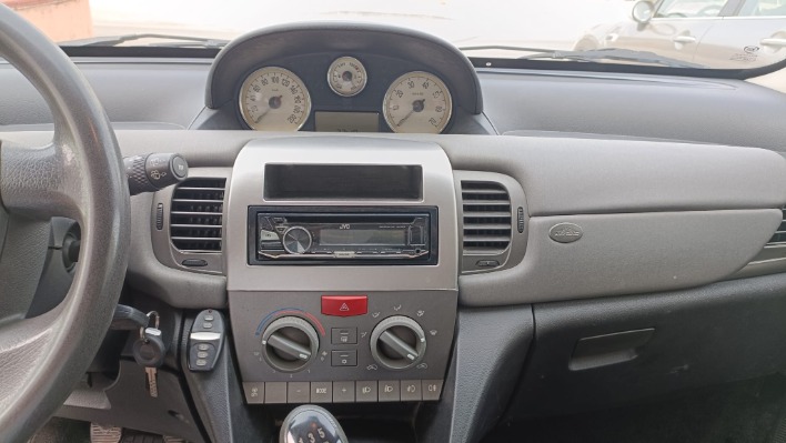 LANCIA YPSILON 1.2 ARGENTO - immagine 7