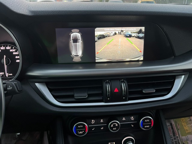 Alfa Stelvio 2.2 TD 210CV AT8 Q4 Veloce Tetto Apribile - immagine 4