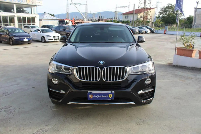 BMW X4 xDrive20d Business Advantage Aut. - immagine 9