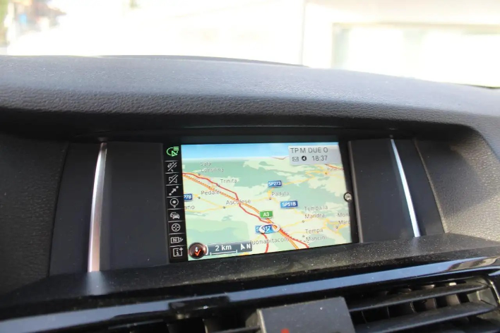 BMW X4 xDrive20d Business Advantage Aut. - immagine 3