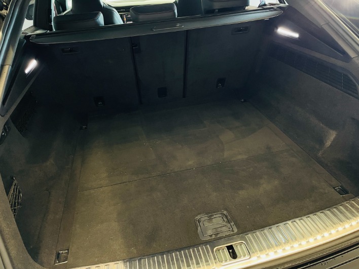 Audi RS Q8 40 TFSI 600cv MHEV Quattro Tip Tronic - immagine 17