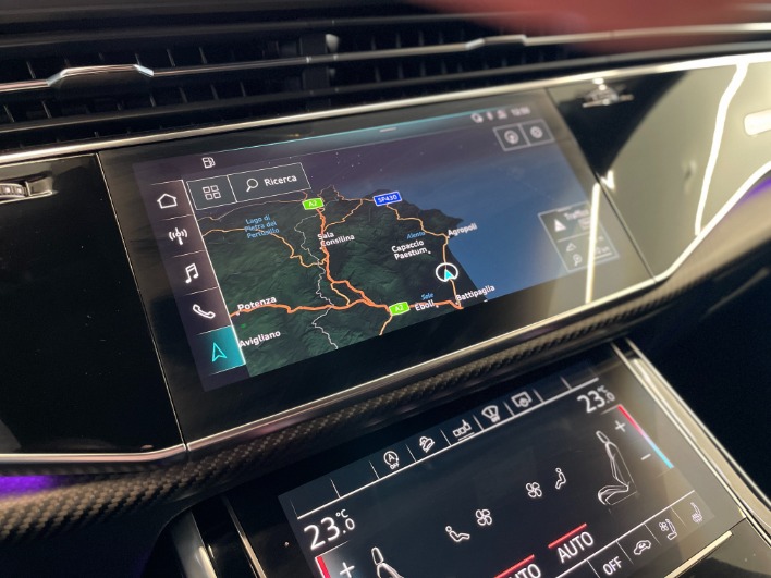 Audi RS Q8 40 TFSI 600cv MHEV Quattro Tip Tronic - immagine 2