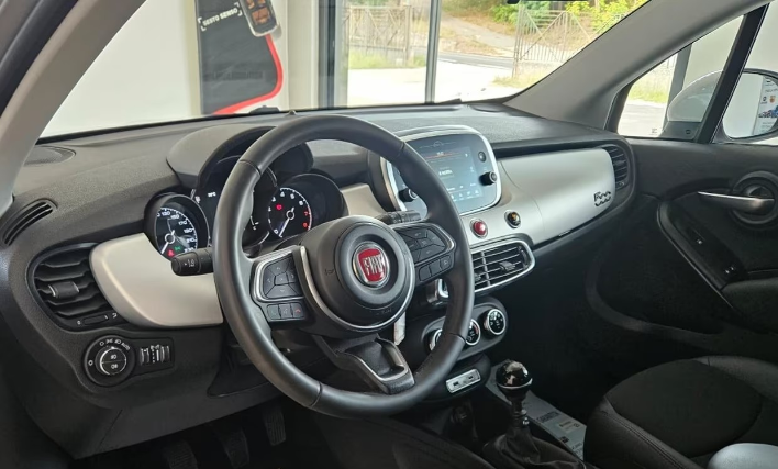 Fiat 500X 1.3 MultiJet 95 CV Connect - immagine 2