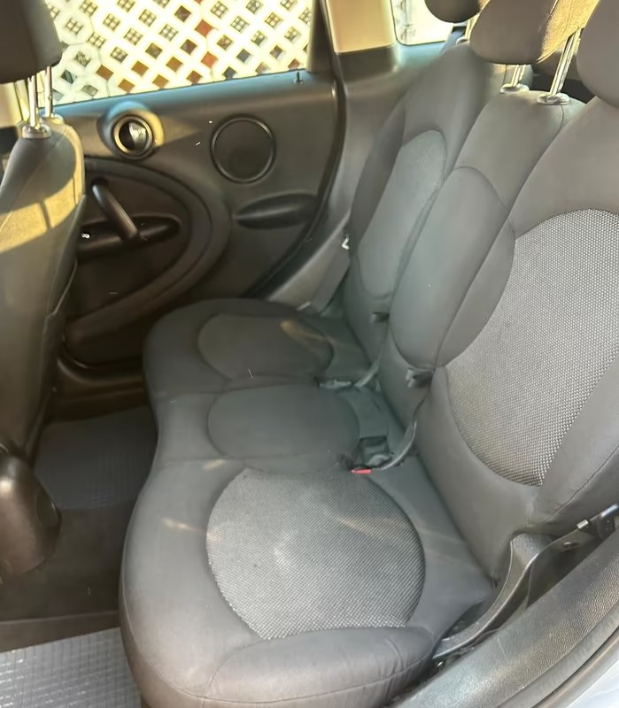 Mini Cooper Countryman 1.6 One D - immagine 6