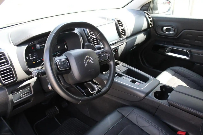 Citroen C5 Aircross BlueHDi 130 S&S EAT8 Feel P. - immagine 5