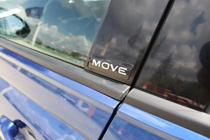 Volkswagen Taigo 1.0 TSI 110 CV DSG Life - immagine 7