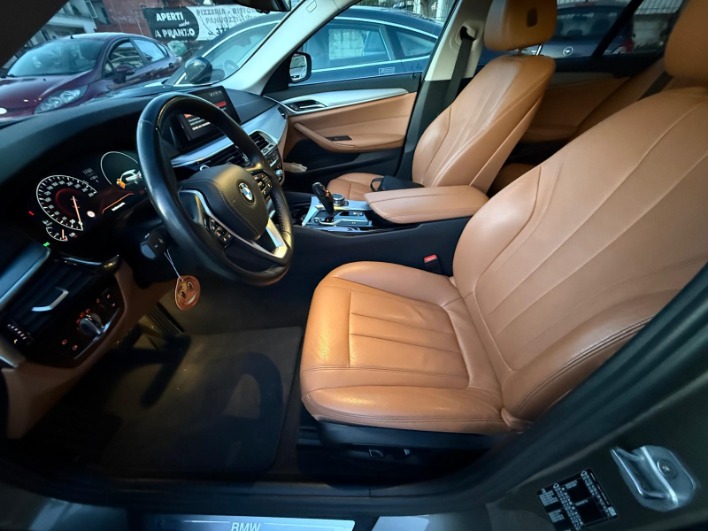 BMW 520d G31 Touring 2019 - immagine 2