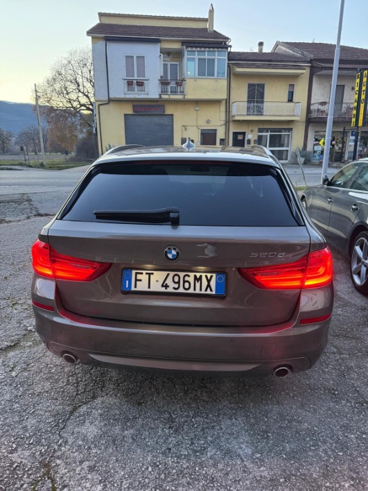 BMW 520d G31 Touring 2019 - immagine 7