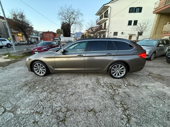 BMW 520d G31 Touring 2019 - immagine 8