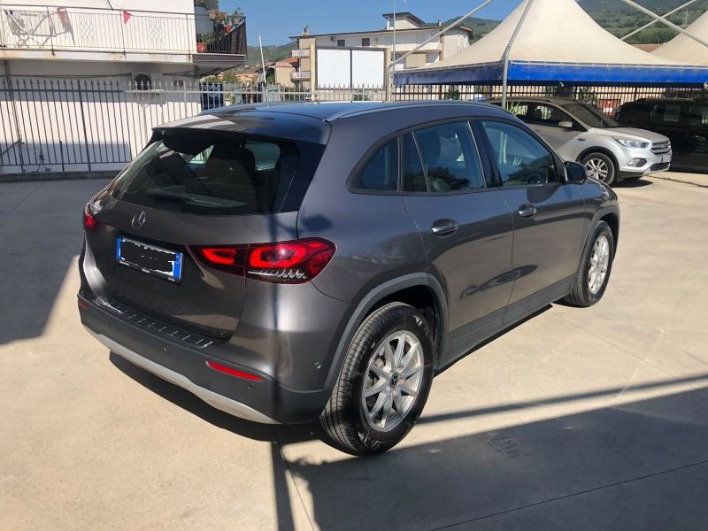Mercedes-Benz GLA 200d Automatic 2022 - immagine 5