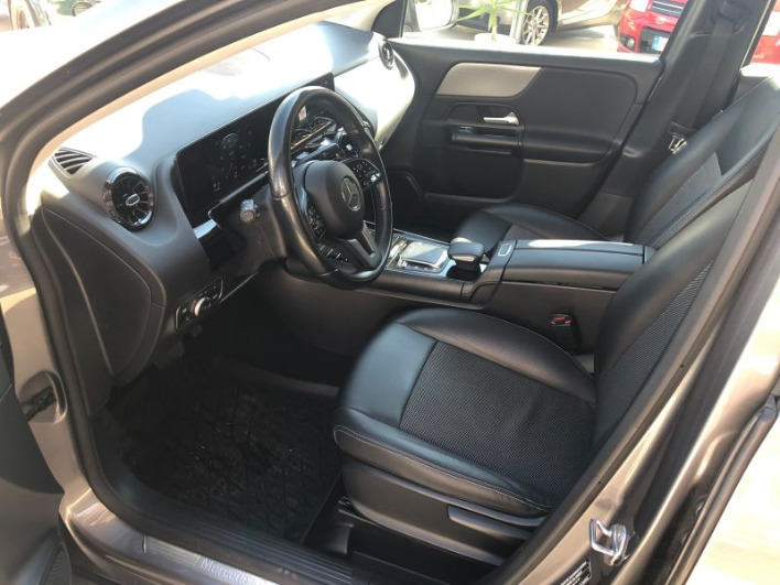 Mercedes-Benz GLA 200d Automatic 2022 - immagine 7