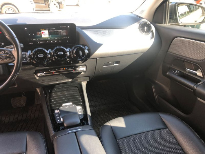 Mercedes-Benz GLA 200d Automatic 2022 - immagine 10
