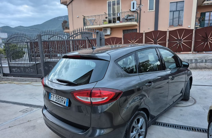 Ford C-Max 1.5 TDCi 120CV Start&Stop Titanium - immagine 8
