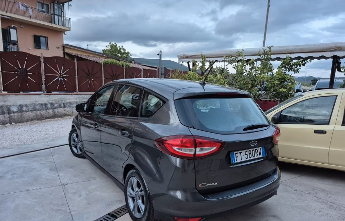 Ford C-Max 1.5 TDCi 120CV Start&Stop Titanium - immagine 11
