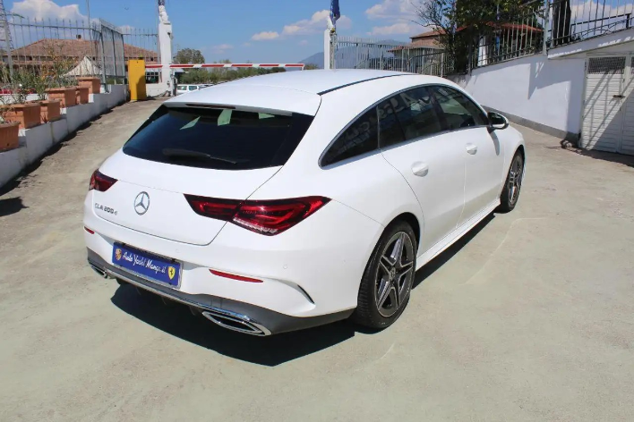 Mercedes-Benz CLA 200 d Aut. Shooting Brake Sport - immagine 9