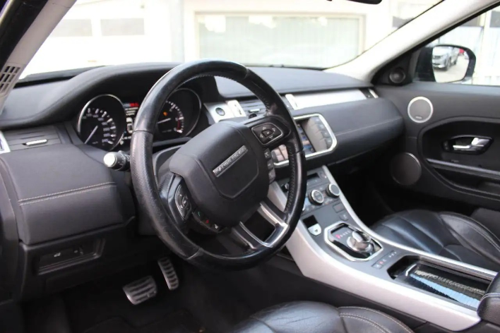Land Rover Range Rover Evoque 2.2 TD4 5p. Pure Tech Pack - immagine 4