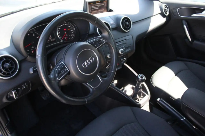 Audi A1 1.2 TFSI Ambition - immagine 6