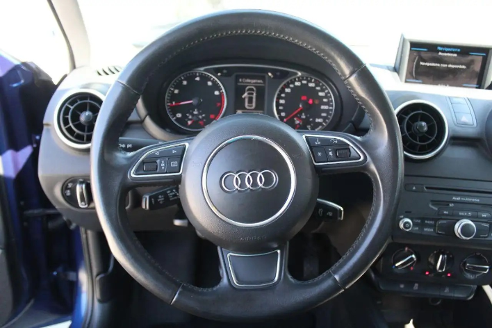 Audi A1 1.2 TFSI Ambition - immagine 5