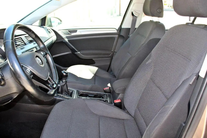 Volkswagen Golf 1.6 TDI 110CV 5p. Sport Edition BMT - immagine 7