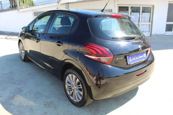 Peugeot 208 PureTech 82 3p. GPL Access - immagine 7