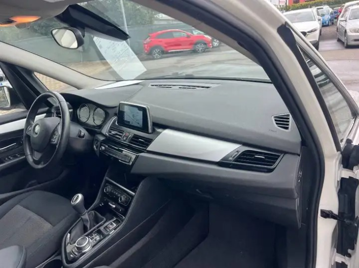 BMW 216 216d 5p.ti - immagine 7