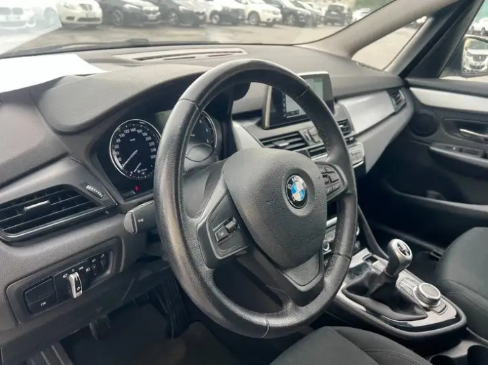BMW 216 216d 5p.ti - immagine 4