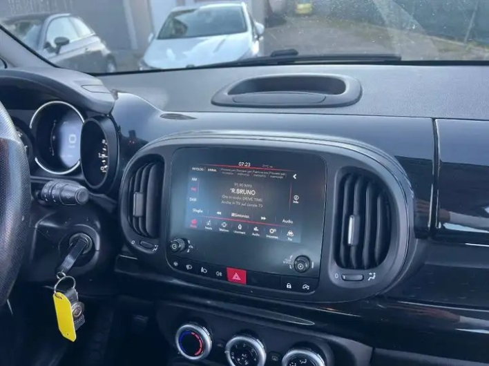 Fiat 500L 1.3 mjt 95cv my19 - immagine 9