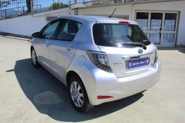 Toyota Yaris 1.5 Hybrid 5p. Style - immagine 8