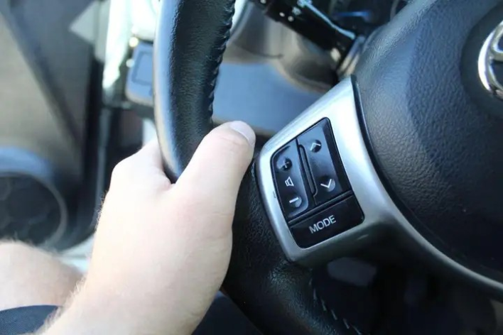 Toyota Yaris 1.5 Hybrid 5p. Style - immagine 1