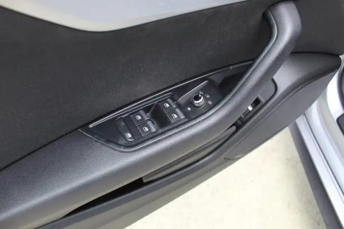 Audi A5 SPB 2.0 TDI 190 CV clean diesel Bus. - immagine 9