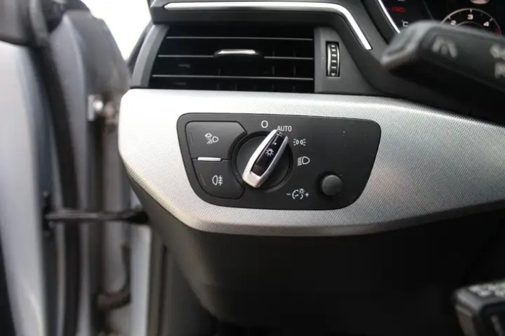Audi A5 SPB 2.0 TDI 190 CV clean diesel Bus. - immagine 6