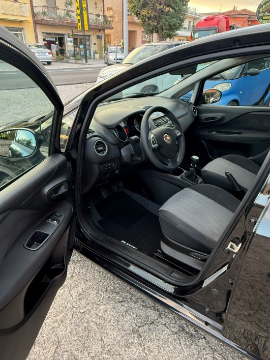 Fiat Punto 1.2 GPL 2017 - immagine 13