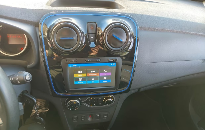 Dacia Logan MCV Stepway 1.5 Blue dCi 95CV Start&St - immagine 9