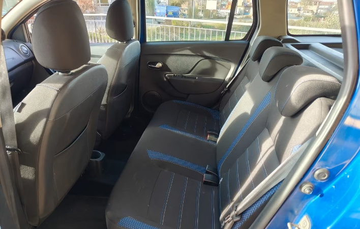 Dacia Logan MCV Stepway 1.5 Blue dCi 95CV Start&St - immagine 8