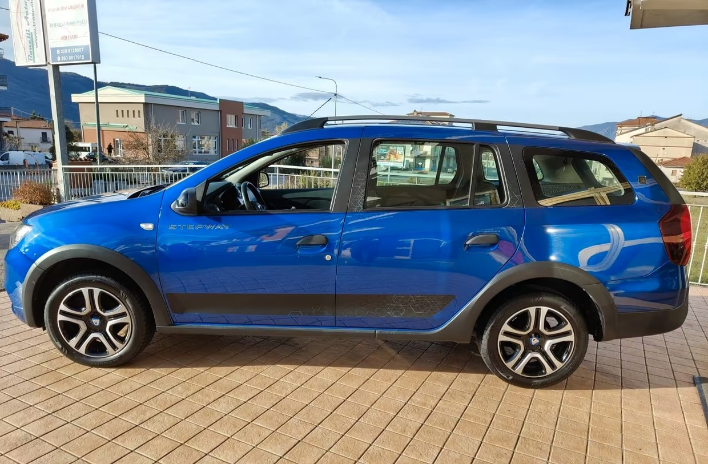 Dacia Logan MCV Stepway 1.5 Blue dCi 95CV Start&St - immagine 10