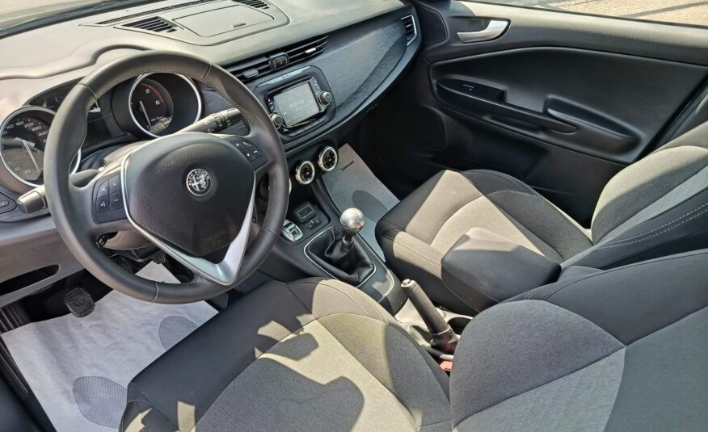 Alfa Romeo Giulietta - immagine 2