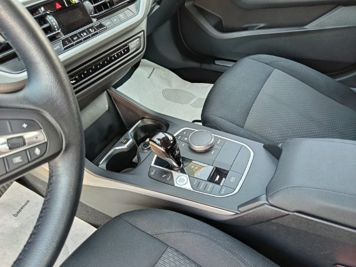 BMW Serie 1 116d 5p. Steptronic Advantage - immagine 4