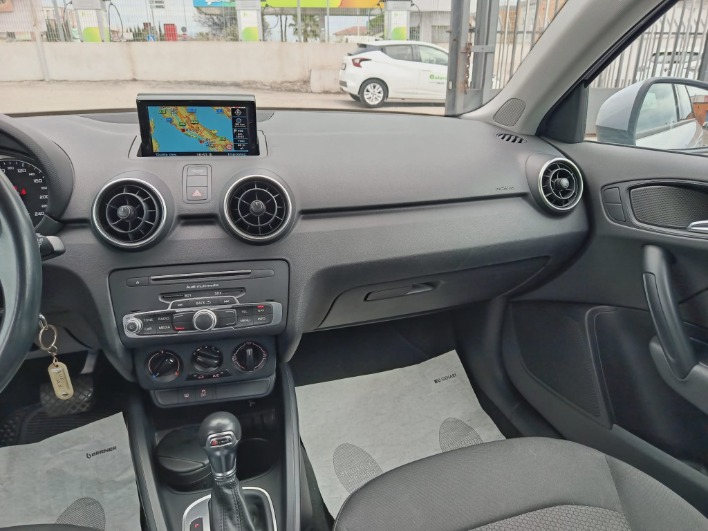 AUDI A1 1.6 TDI 115 CV S-TRONIC SPORTBACK AMBITION - immagine 1