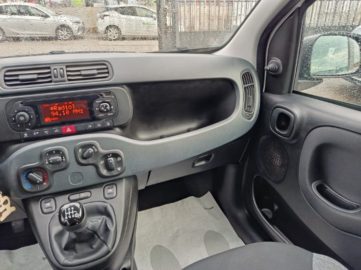 FIAT PANDA 1.0 FIREFLY 70 CV S&S HYBRID - immagine 1